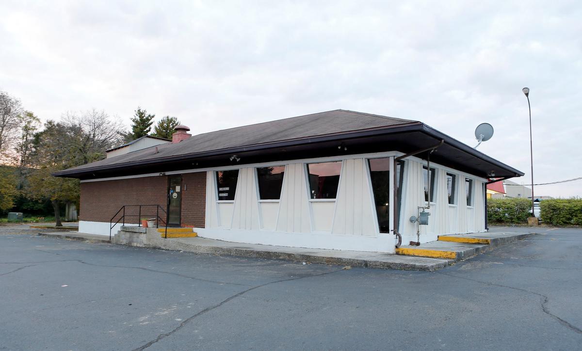 El Huarache restaurant, 1316 Russell Cave Road, was closed in November.