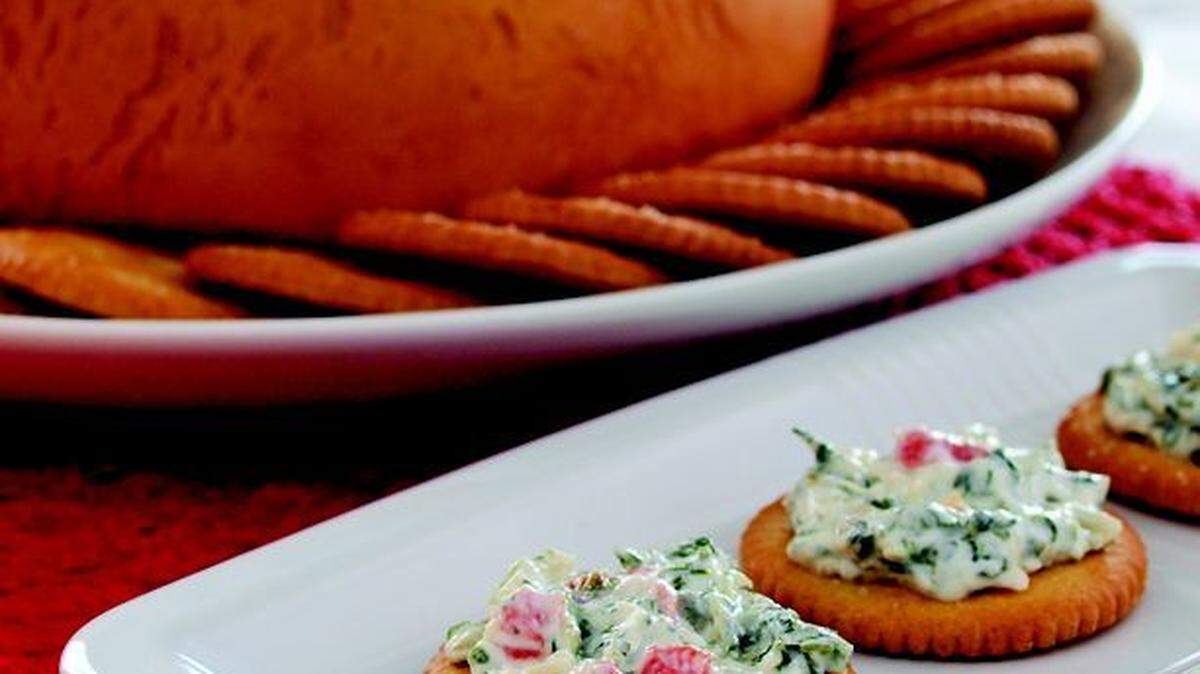 From: Tammy Richards LeSure 
Date: Mon, Nov 19, 2012 at 12:24 AM
Subject: HI-RES IMAGE PER YOUR REQUEST--Martha Pullen/MARTHA PULLEN'S
SOUTHERN FAMILY COOKBOOK
To: swthompson@herald-leader.com
Cc: Kimberly Baptista 


Hi, Sharon~

Attached is the hi-res image of the Bread Bowl Spinach and Artichoke
Dip from MARTHA PULLEN'S SOUTHERN FAMILY COOKBOOK (F + W Media,
November 2012). Many thanks for your forthcoming coverage and please
don't hesitate to let us know if you need anything further.

If you happen to have a target run date for the piece and can share it
with us, we'd be delighted to share it with the team.

Best,

Tammy Richards-LeSure
RICHARDS PUBLIC RELATIONS
817-453-6166
tammy@richardspr.com
Follow me on Twitter: @RichardsPR


From: "Thompson, Sharon" 
Date: November 15, 2012 5:04:20 PM EST
To: kimberly.rpr@gmail.com
Subject: Re: Circling Back Quickly--Martha Pullen/MARTHA PULLEN'S
SOUTHERN FAMILY COOKBOOK

Hi Kimberly,
Do you have a hi-res jpg of bread bowl spinach and artichoke dip on page 229?
              