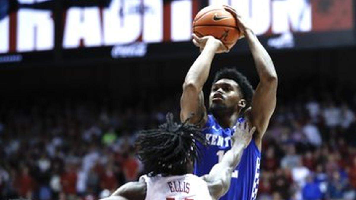 Final score: Kentucky 66, Alabama 55