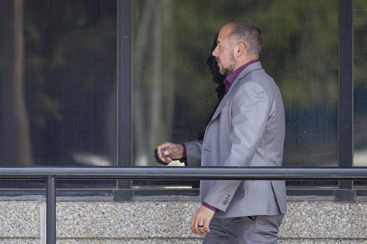 Brad Pagel walks into his creditors hearing on Monday, Aug. 11, 2025, at US Bankruptcy Court in Lexington, Ky.