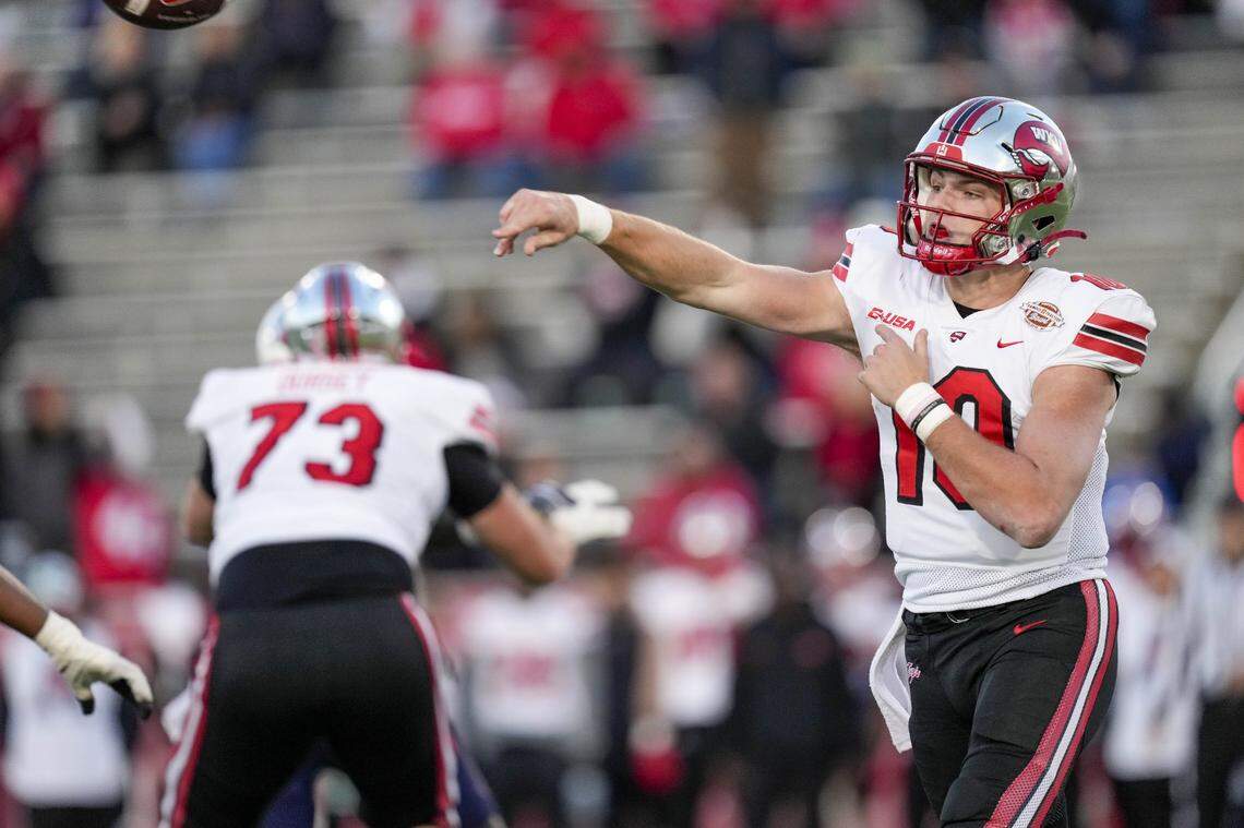 Western Kentucky quarterback Caden Veltkamp (10), the former South Warren High School star, is slated to make his first college start when the Hilltoppers play host to Toledo on Saturday in Bowling Green.