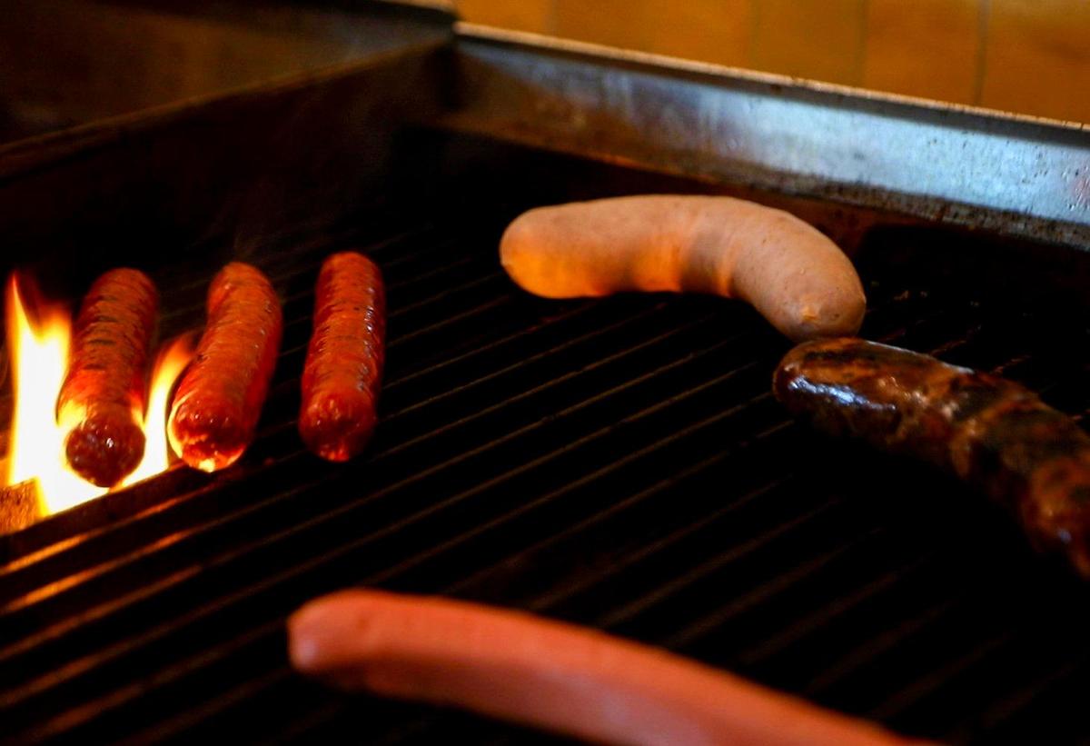Boonedogs menu includes gourmet hot dogs and 1/3-lb. sausages such as chorizo, bratwurst, Italian, or the herbed chicken.