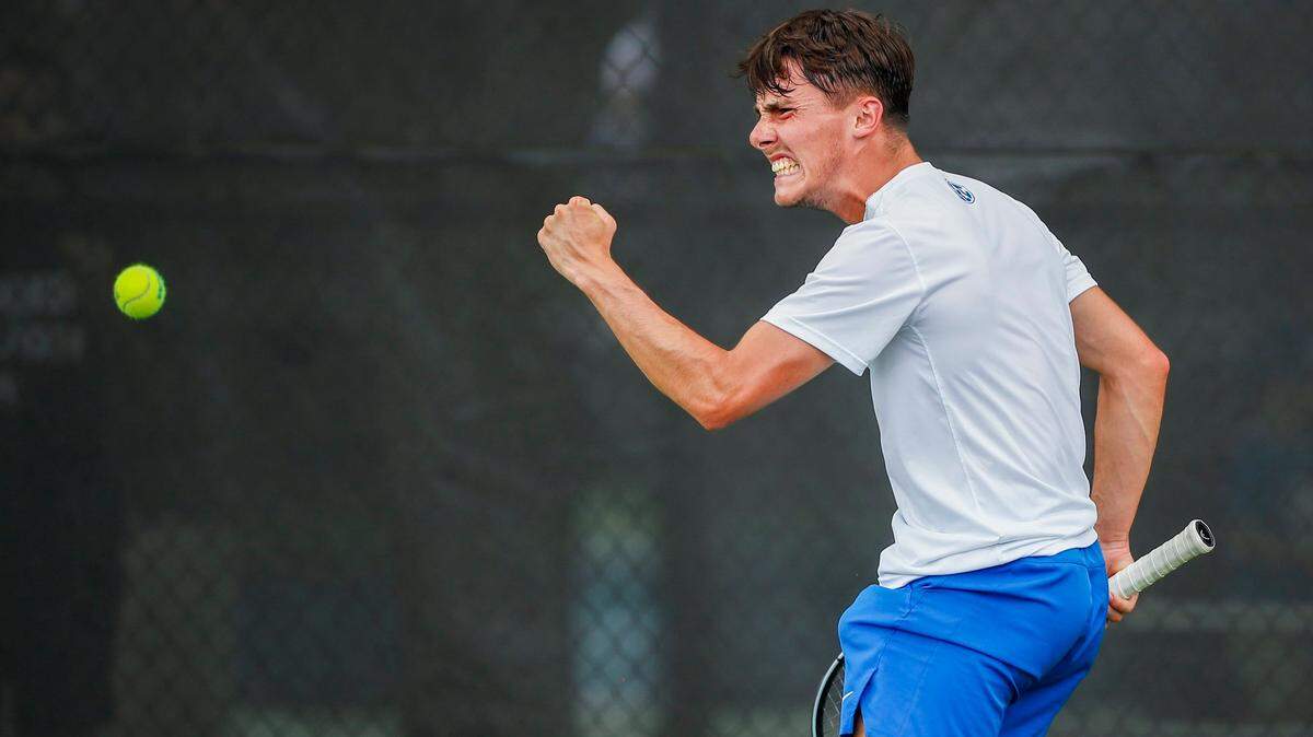 Kentucky’s Charlelie Cosnet defeated Stanford’s Aryan Chaudhary 4-6, 6-1, 6-3 in No. 6 singles to clinch Saturday’s NCAA Tournament matchup for the Wildcats.
