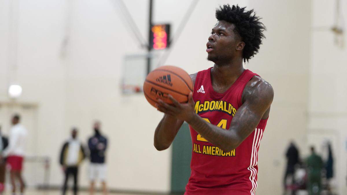 Chris Livingston will play for Kentucky next season, and he’s one of two McDonald’s All-Americans for the Wildcats.