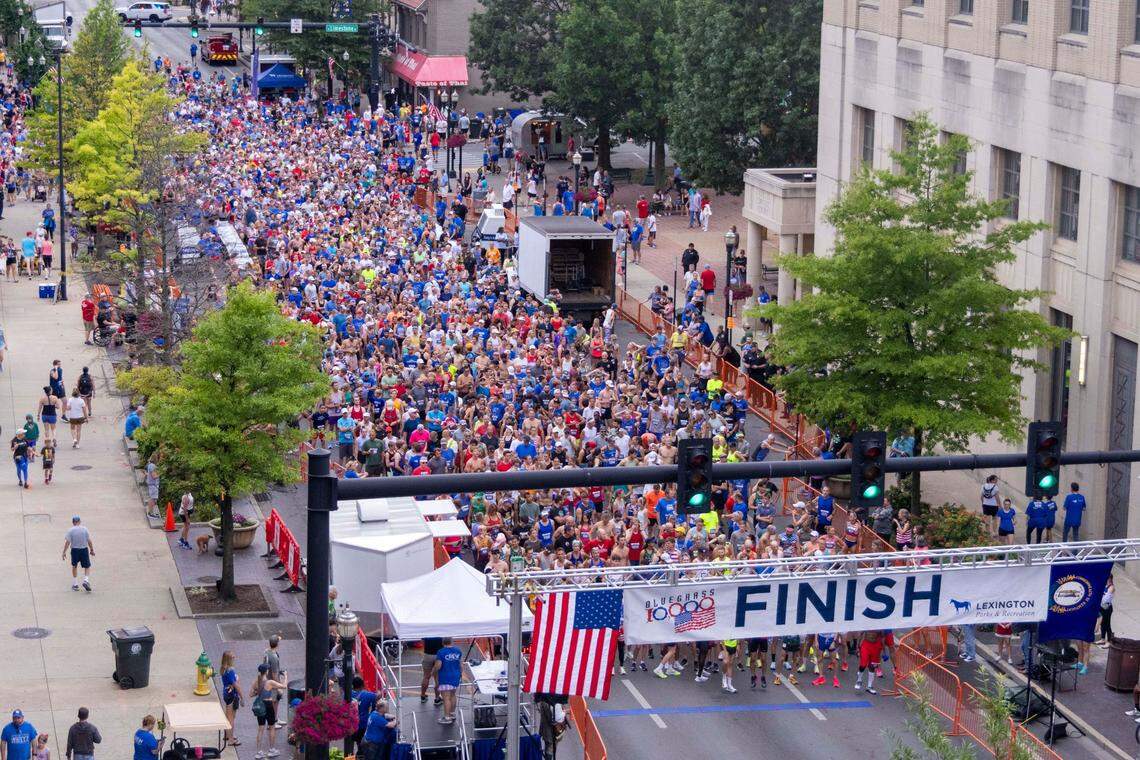 Bluegrass 10K race participants at the starting line during the Bluegrass 10k race on July 4, 2024, downtown Lexington, Ky.