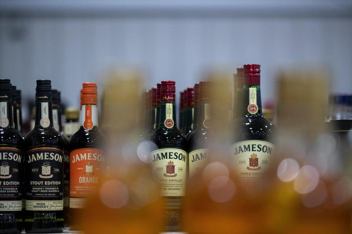 Despite changes in Texas law on when beer and wine can be sold, liquor is still not allowed to be sold on Sunday at liquor stores.