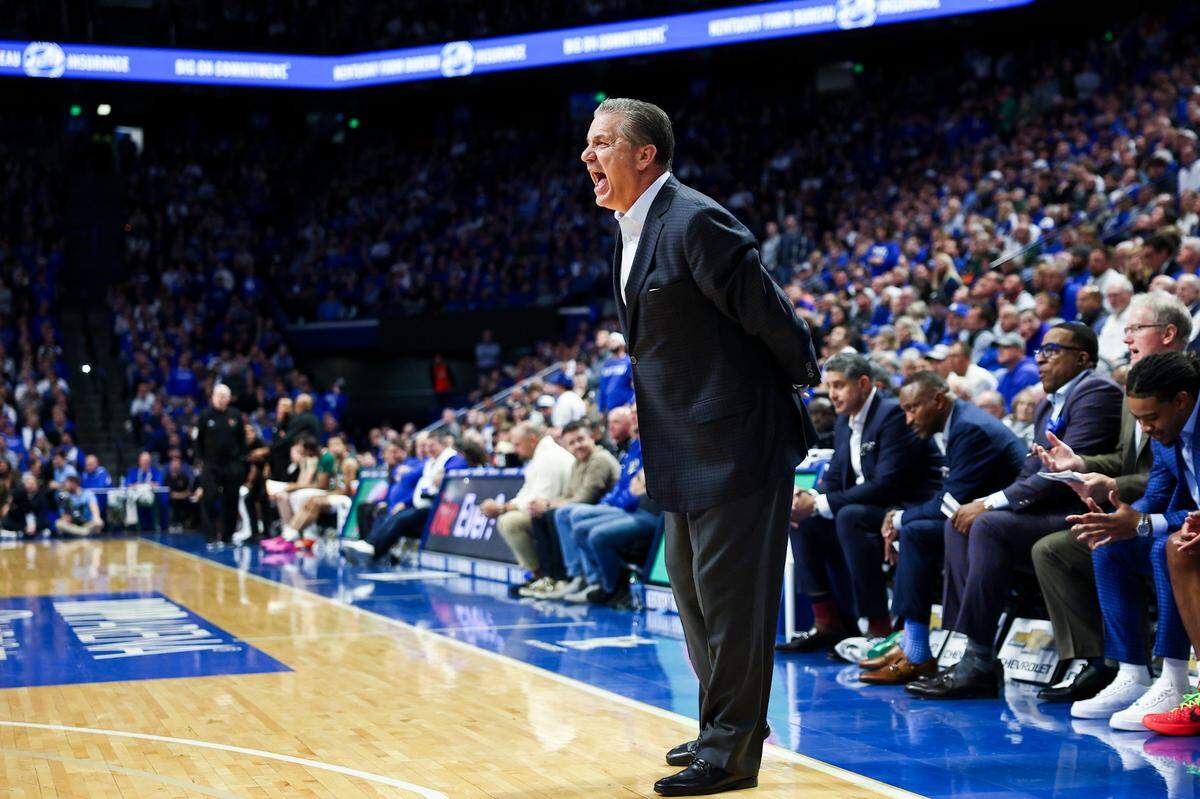 Kentucky’s John Calipari is one of many college basketball bosses who overstep their bounds concerning the coaching box.