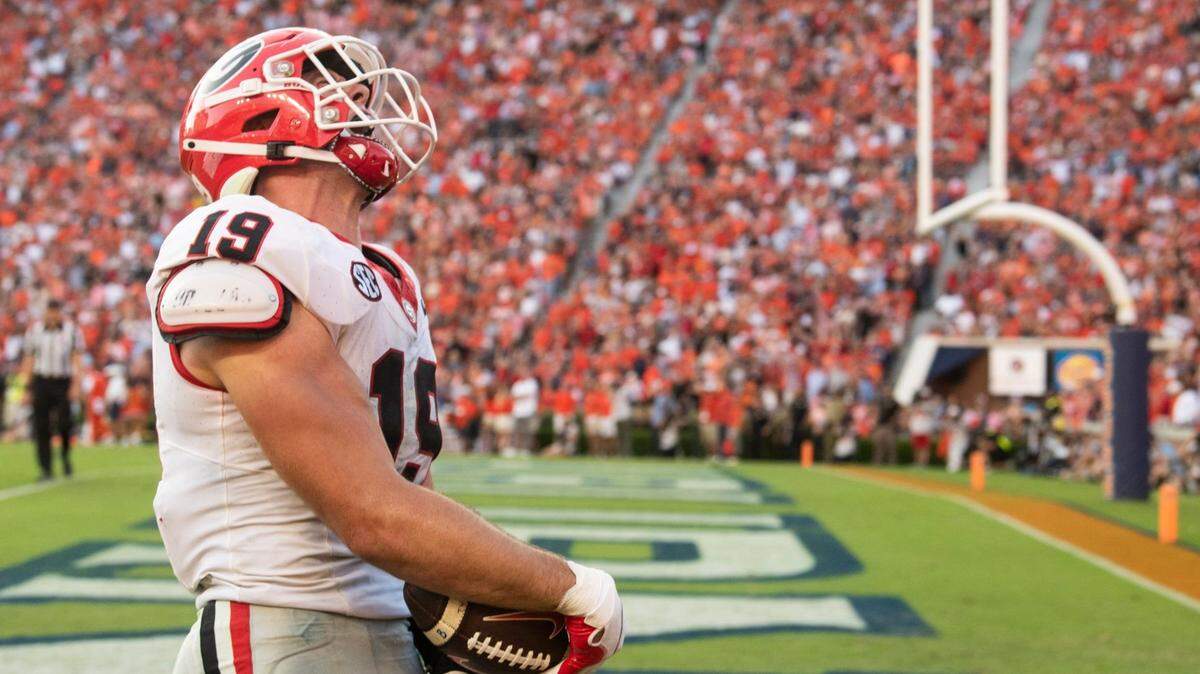 ‘Absolute freak.’ Georgia’s Brock Bowers is doing everything but date Taylor Swift.