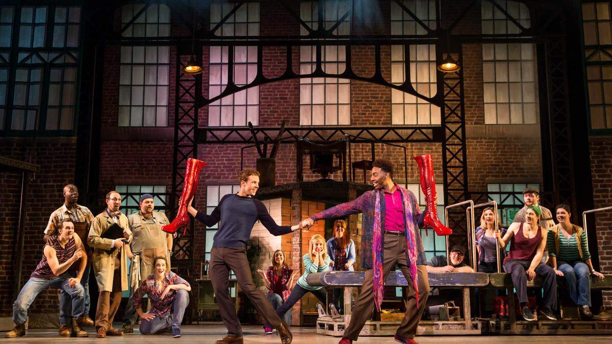 The musical ‘Kinky Boots’ tells the story of a struggling English shoe factory.