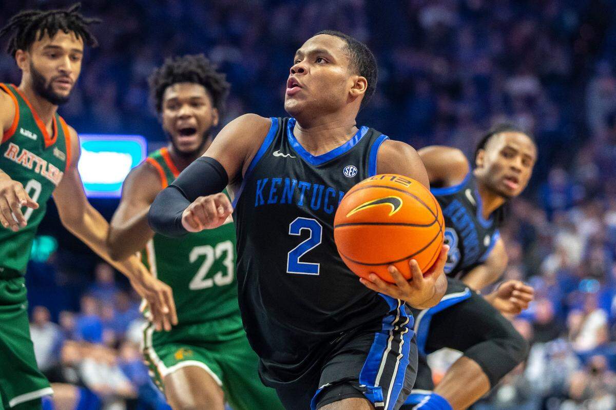 Kentucky’s Sahvir Wheeler (2) gets ready to shoot during Wednesday’s game against Florida A&M at Rupp Arena.