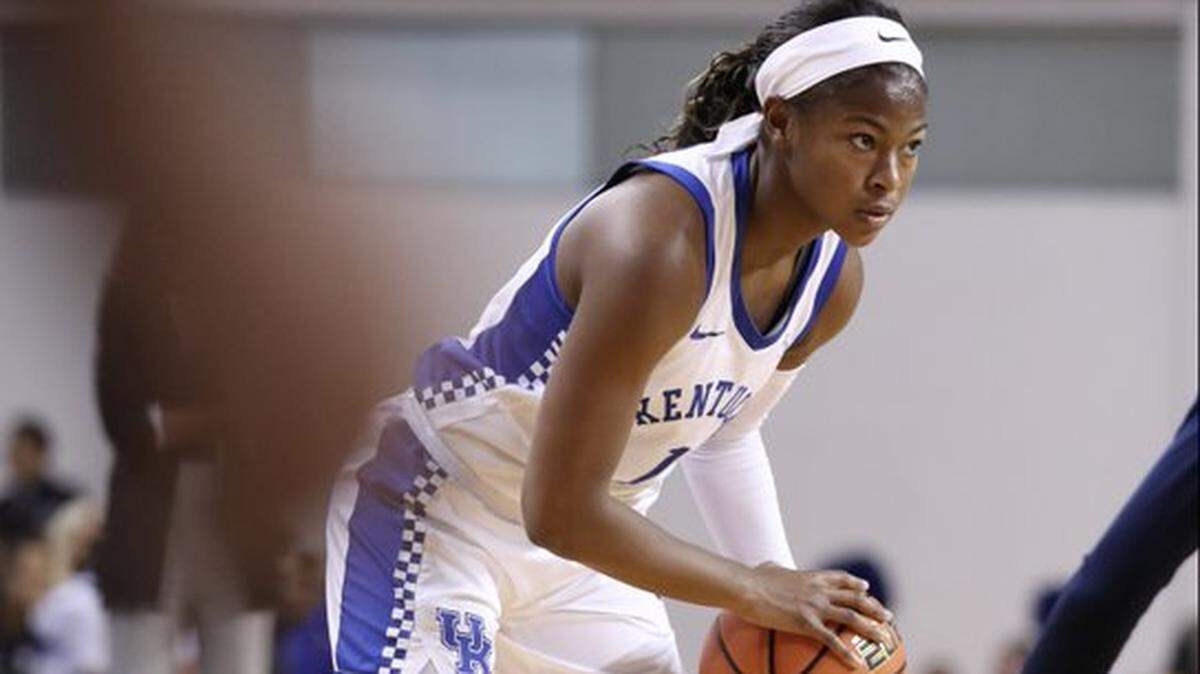 Robyn Benton led Kentucky with 15 points after a slow start Friday night. Murray State defeated the Wildcats for the first time ever in 16 tries.