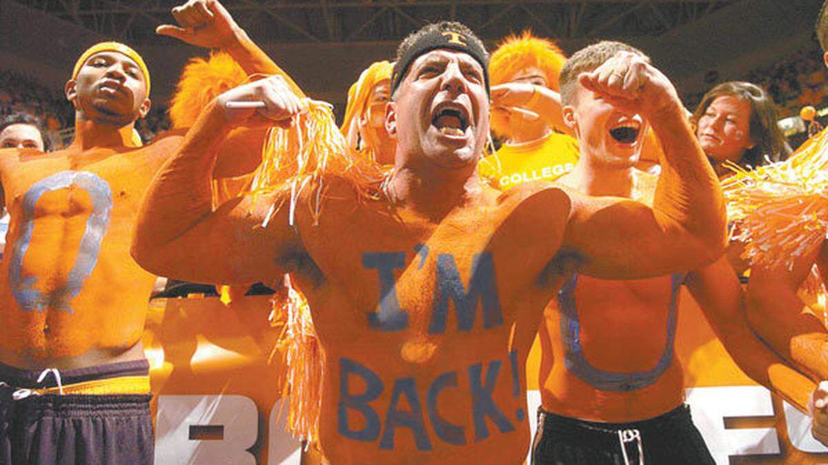 Tennessee Coach Bruce Pearl will return from suspension to lead the Vols into Rupp Arena tonight.