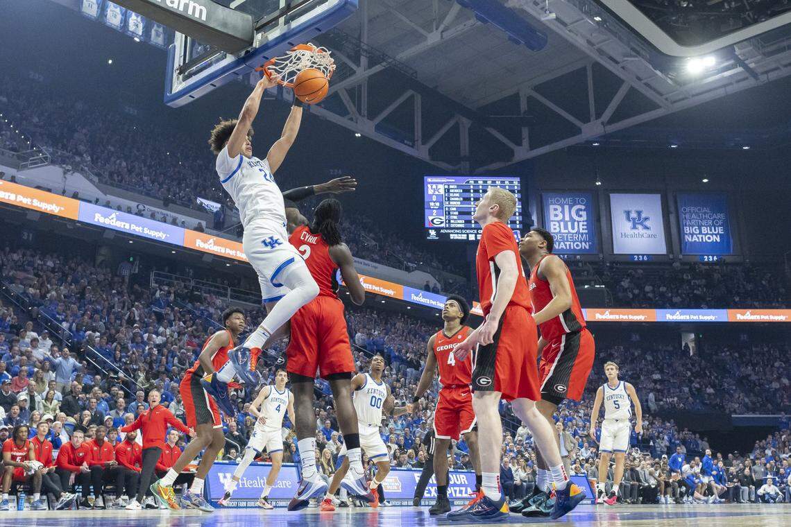 Kentucky basketball freshman center Malachi Moreno is averaging 8.4 points, 6.5 rebounds, 1.7 assists and 1.7 blocks per game for the Wildcats this season.