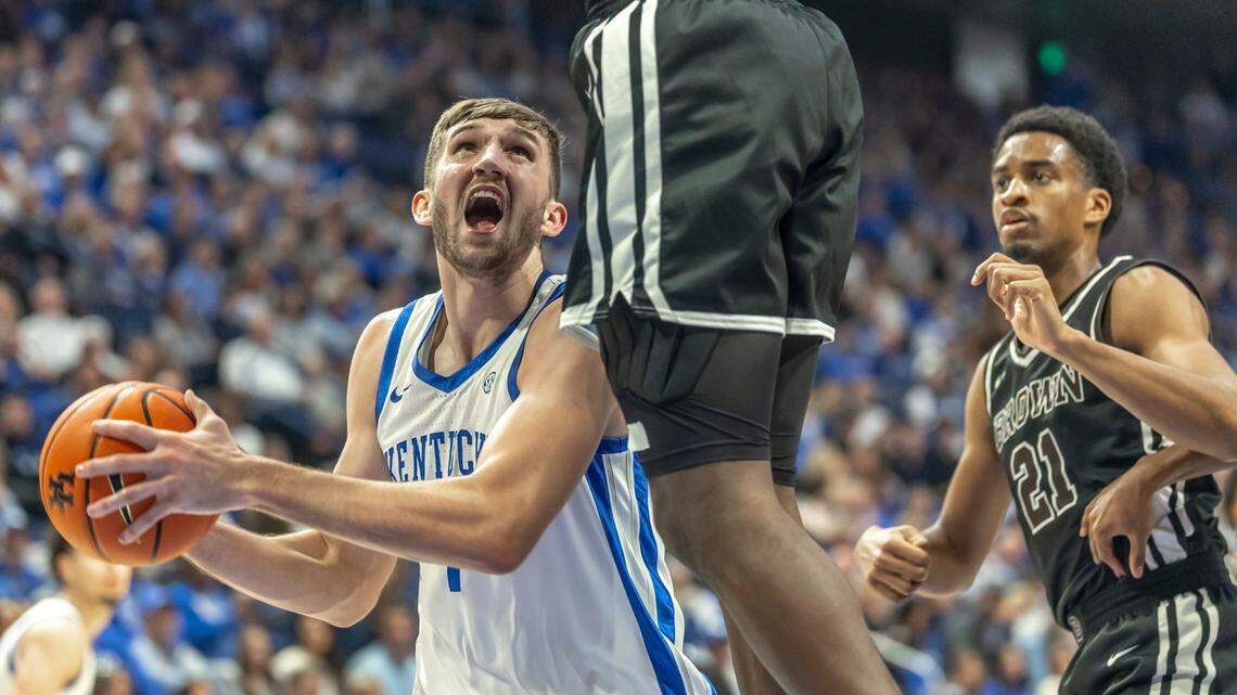 After slow start, UK basketball gets back to winning big. Cats beat Brown by 34 points.