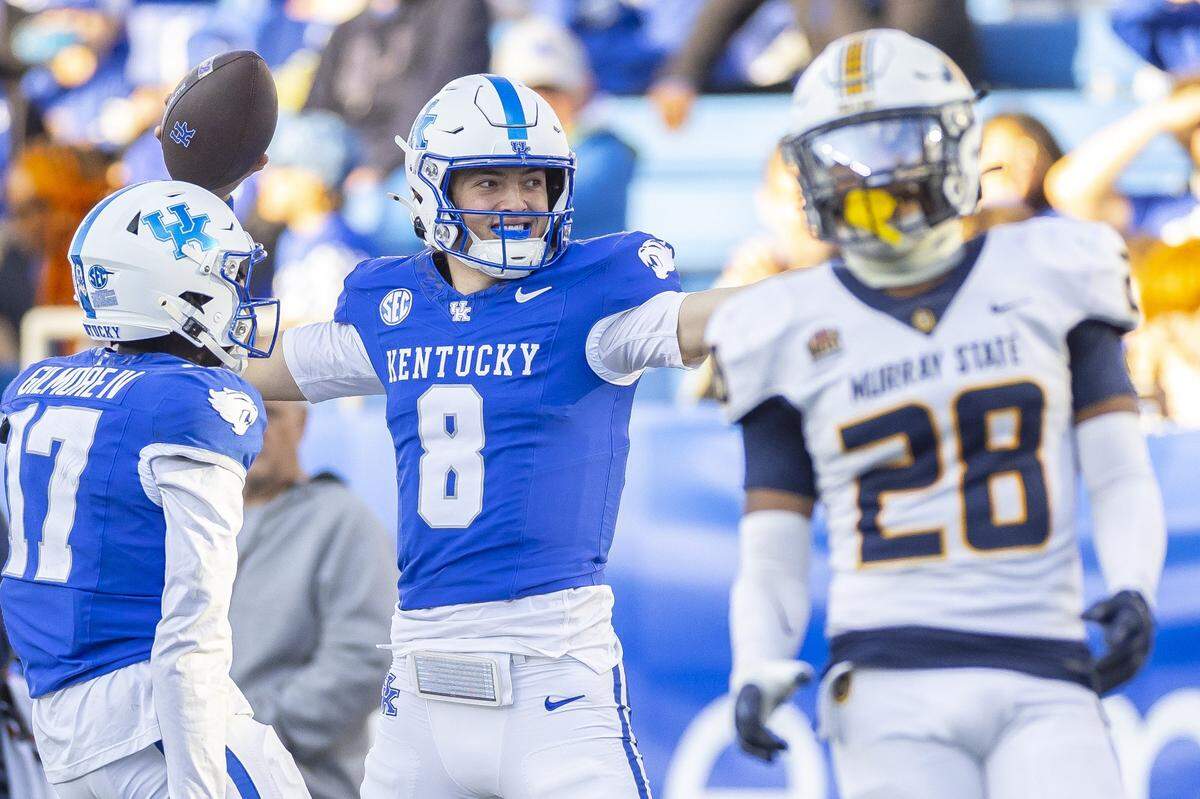 Former Lexington Christian star Cutter Boley (8) will make his first start at quarterback for the Kentucky Wildcats on Saturday against Louisville.