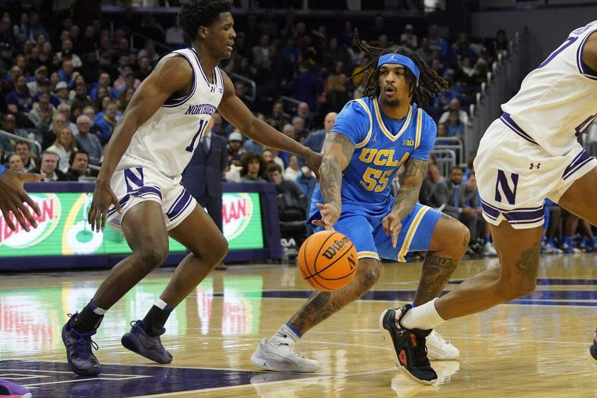 Skyy Clark is averaging 8.0 points and 2.8 assists per game this season for UCLA.