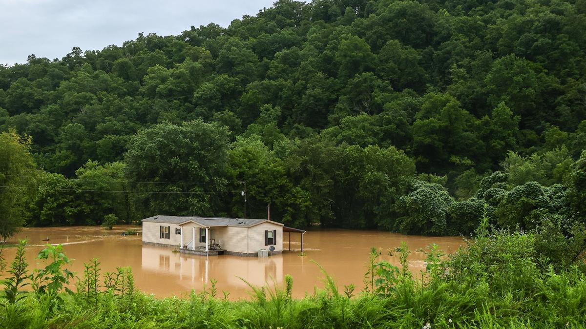 Loss of life, ‘massive’ damage expected from Eastern KY floods, Gov. Beshear says