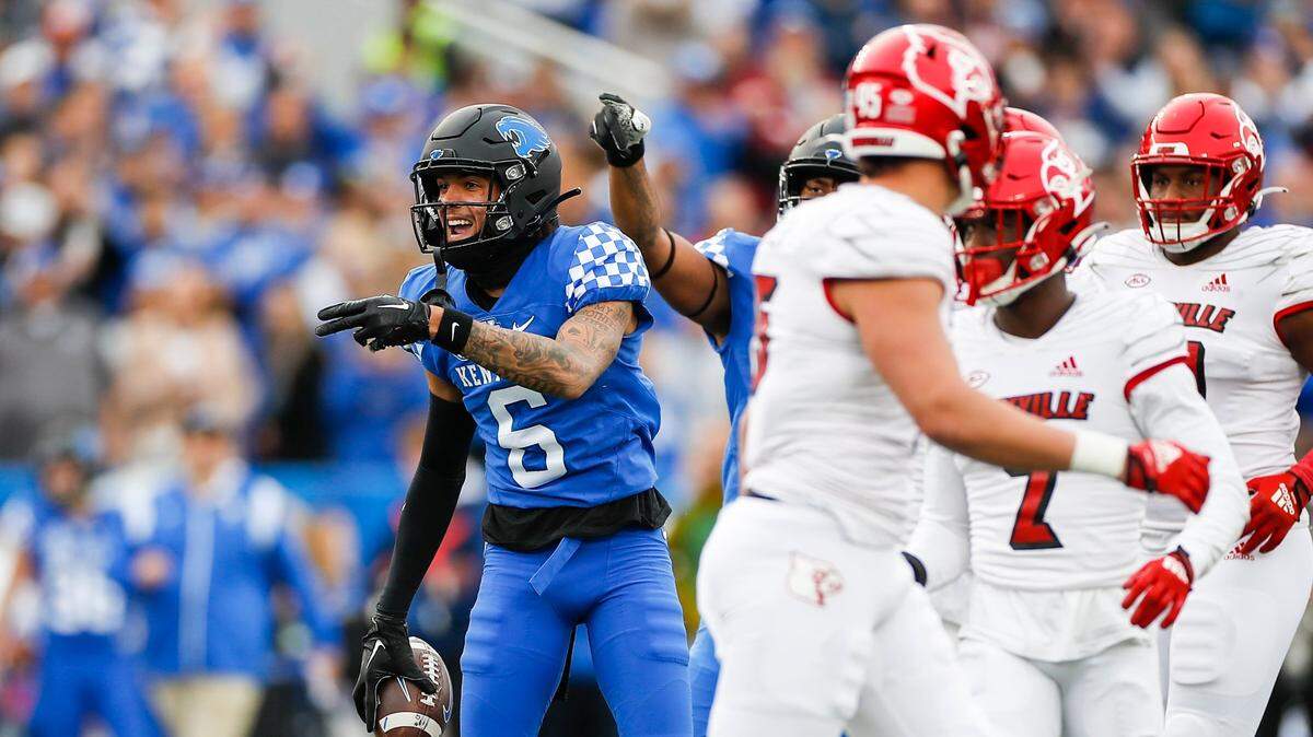 Kentucky football extends Governor’s Cup streak to four with win over Louisville