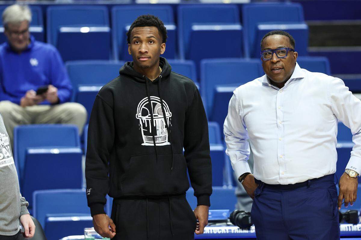 Class of 2025 college basketball recruit Darryn Peterson (left) took an official recruiting visit to Kentucky in March.
