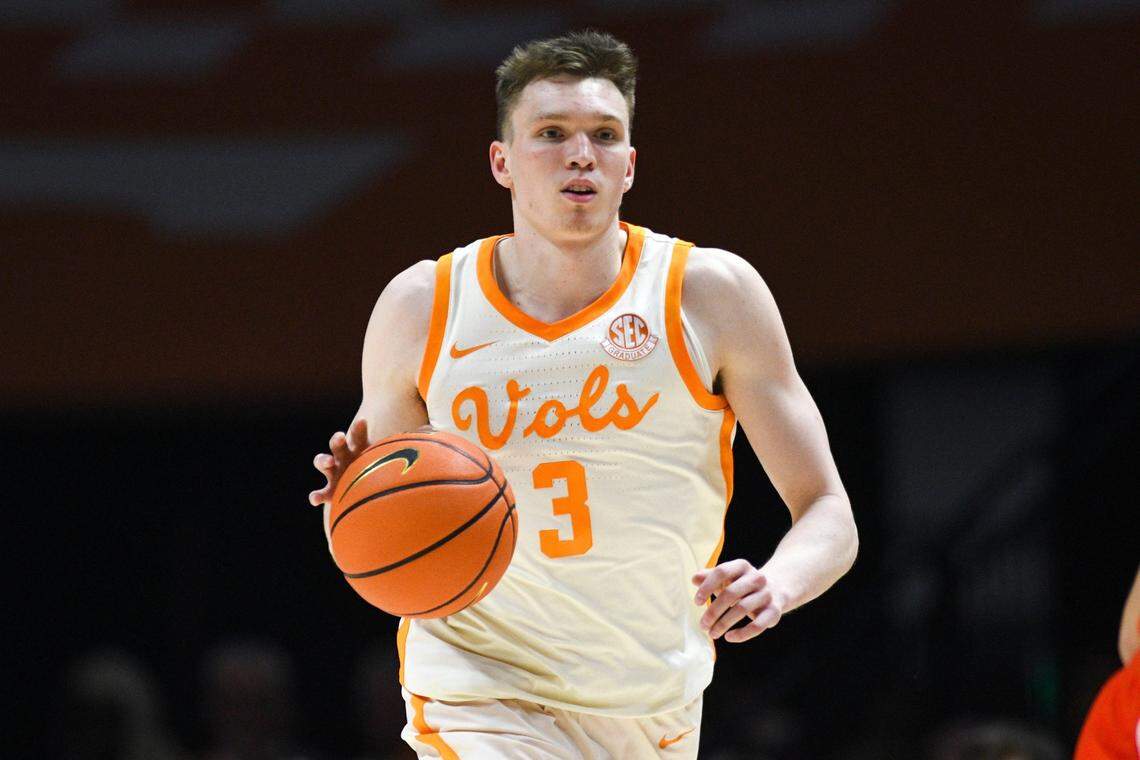 Entering play Wednesday night, Tennessee star Dalton Knecht (3) had scored 20 points or more in 11 of UT’s 16 SEC games.