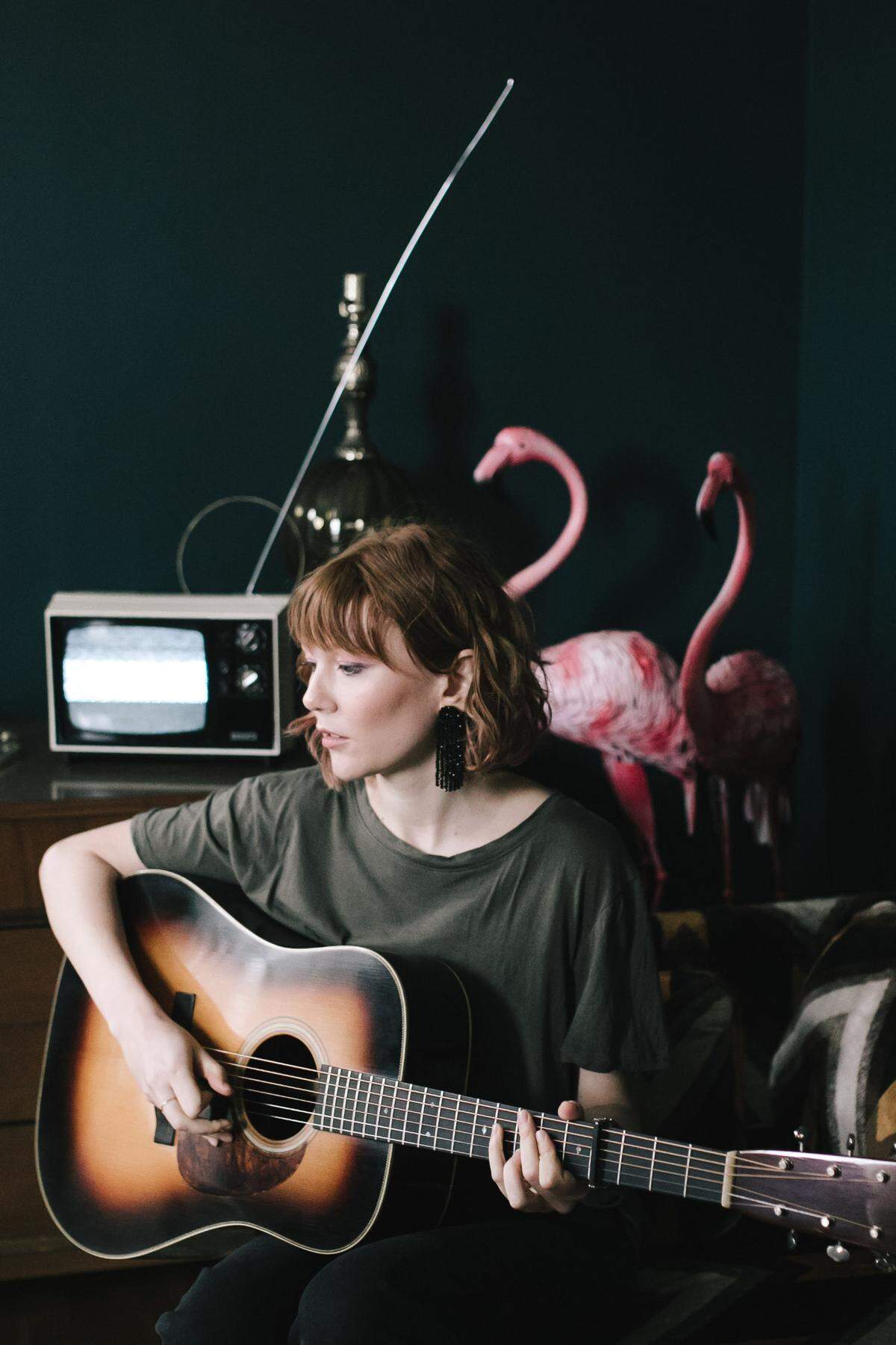 Molly Tuttle was the first female recipient of the International Bluegrass Music Association’s Guitar Player of the Year award.