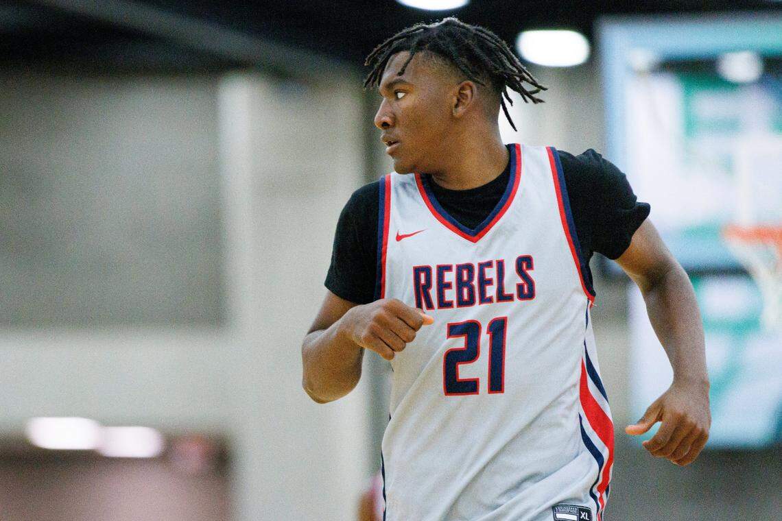 Karter Knox is one of UK’s top recruits in the 2024 recruiting class.