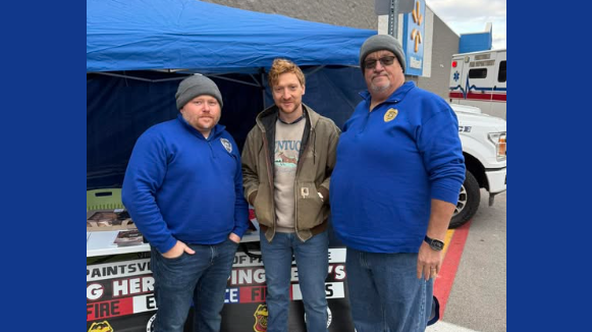 The Paintsville Police Department shared a photo of officers with country music superstar Tyler Childers at the fundraising booth at their local Walmart on Black Friday.
