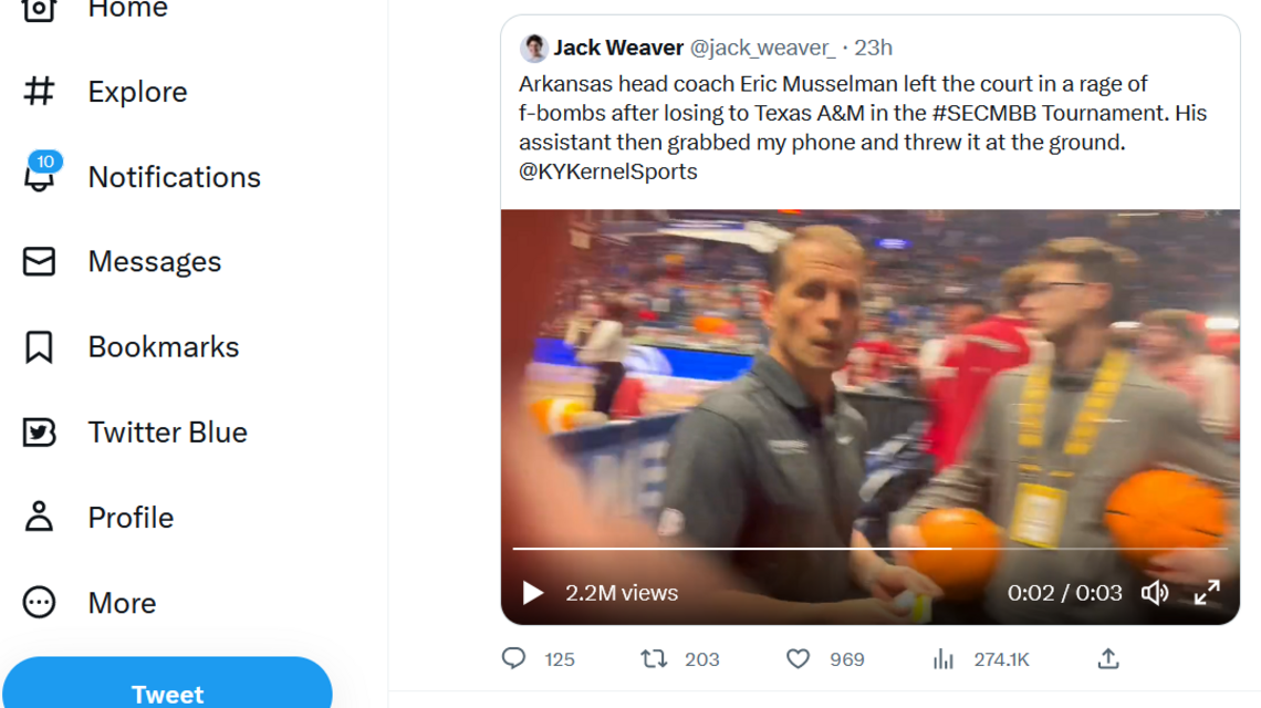 Razorbacks athletics director apologizes to UK student journalist over cell phone incident