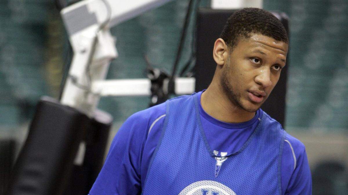 Kentucky’s Randolph Morris takes part in practice for the Southeastern Conference basketball tournament, Wednesday March 7, 2007 in Atlanta. (AP Photo/John Bazemore)