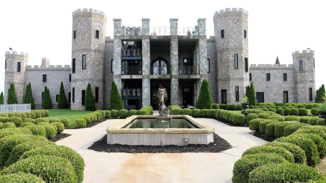 Want to buy the Kentucky Castle? It’s for sale again.