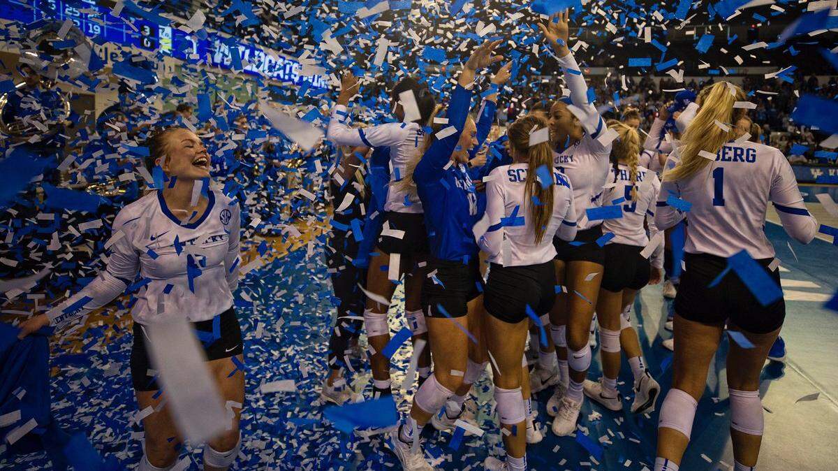Kentucky celebrated its sweep of Auburn that clinched its fifth undefeated Southeastern Conference season in program history and first since 1998.