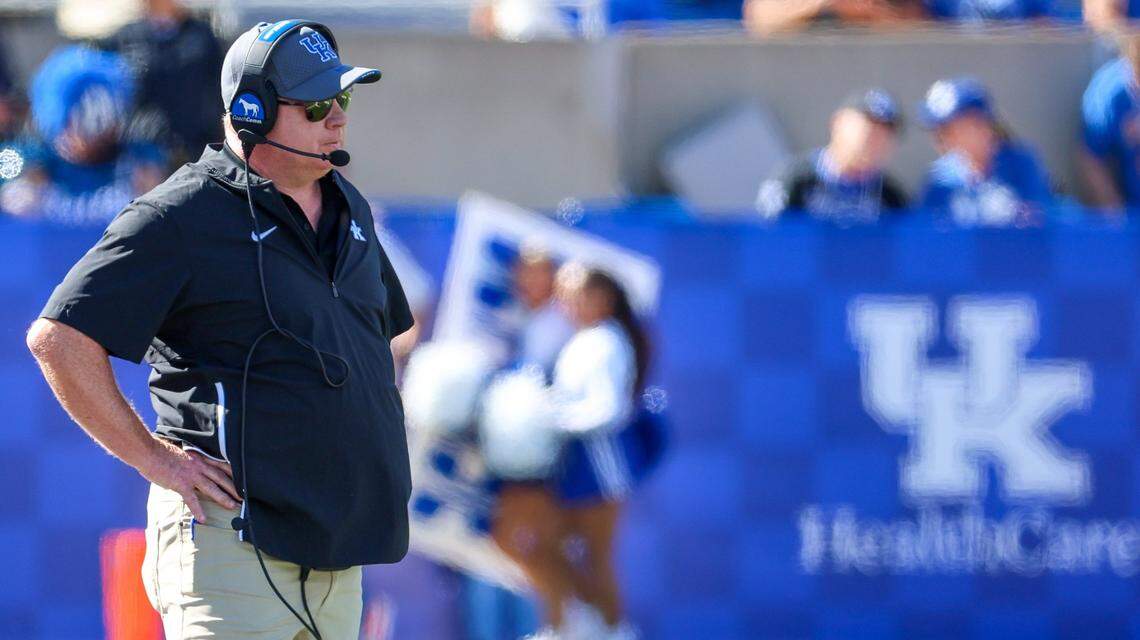 Kentucky head coach Mark Stoops on the sidelines during Saturday’s game against South Carolina.