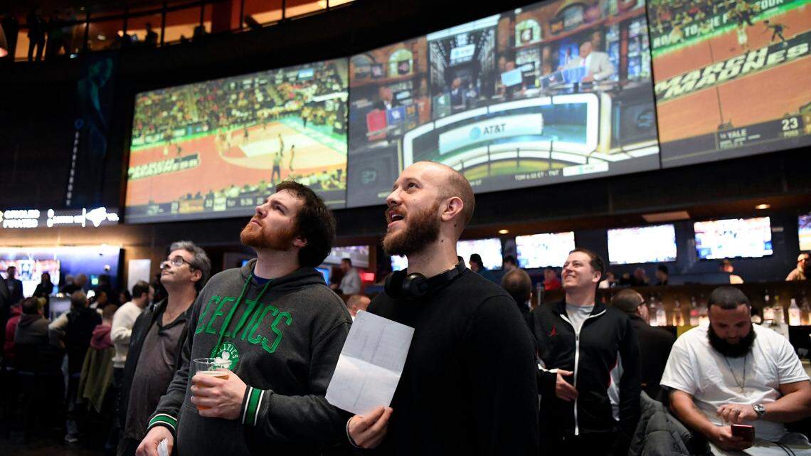 How Kentucky’s first-year sports gambling statistics stack up against other states