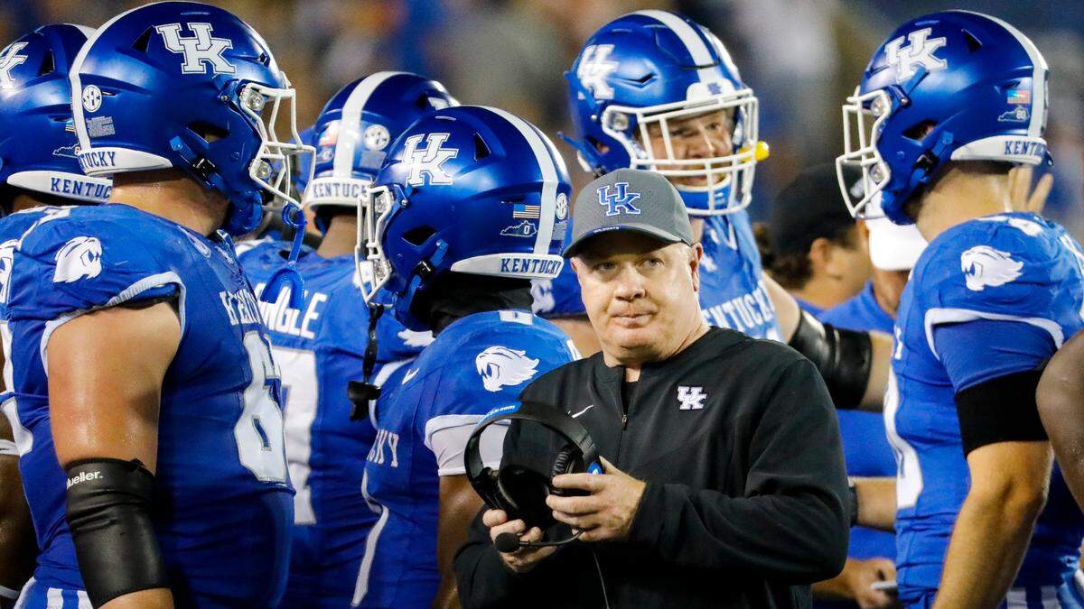 Mark Stoops will have little time to rest after announcing his plans to return to Kentucky amid interest from Texas A&M with the offseason kicking into full gear.
