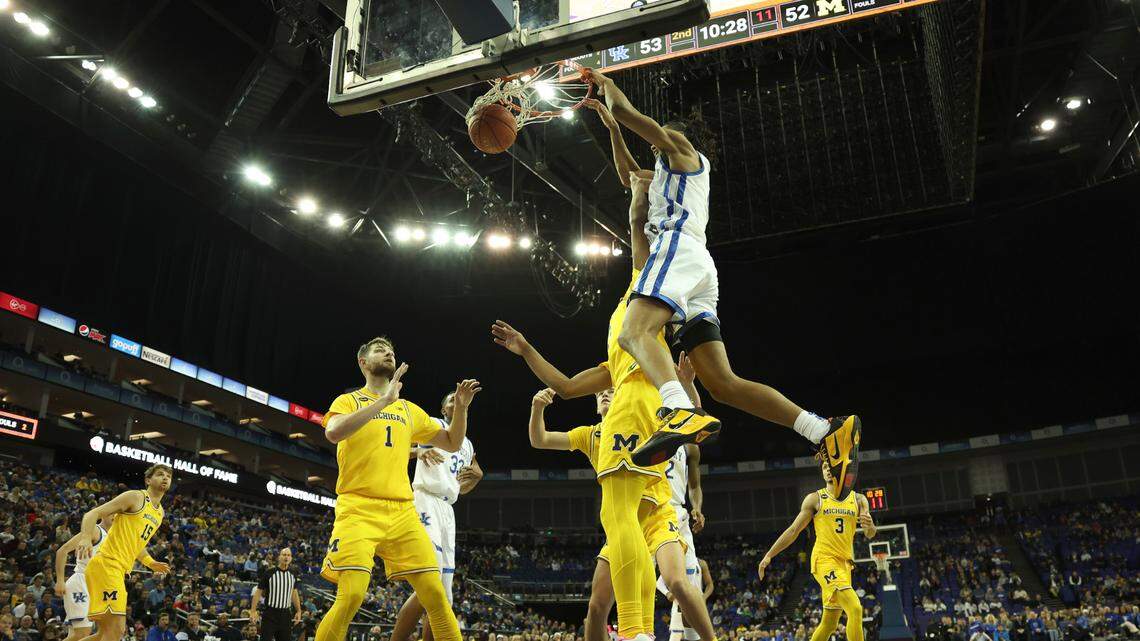 Kentucky finally beats a quality opponent, tops Michigan in London basketball showcase
