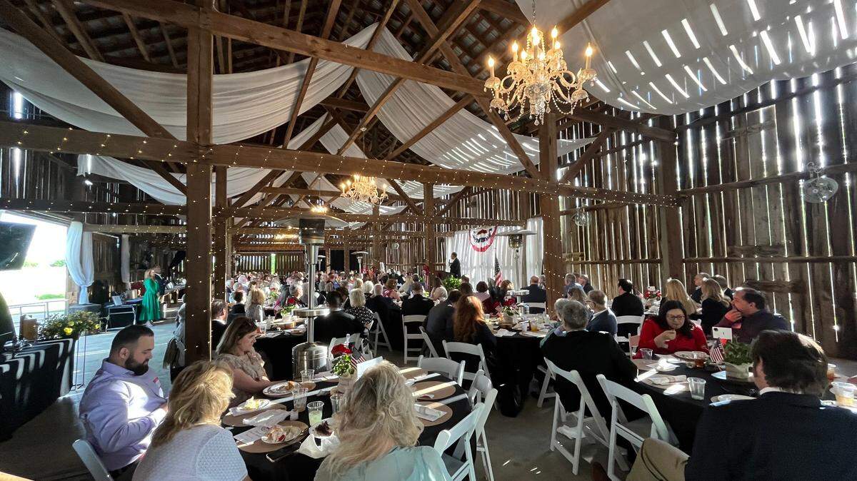 Rep. Andy Barr speaks at the Jessamine County GOP Lincoln Day Dinner.