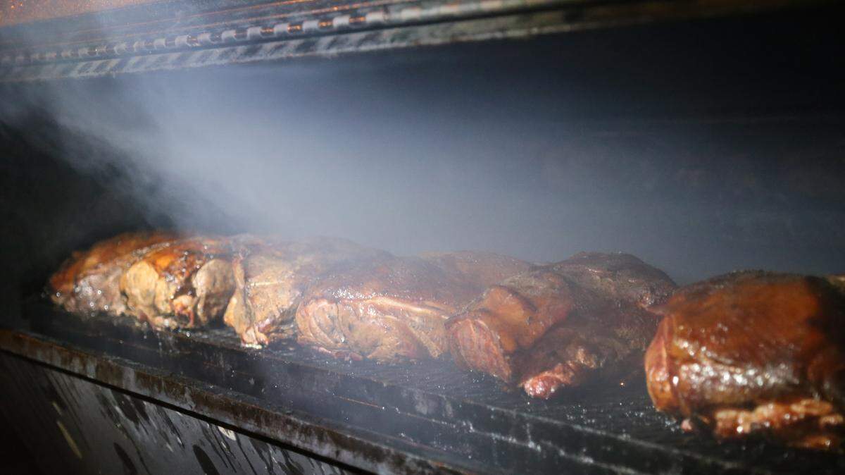 The Bluegrass BBQ Fest is June 7-8 at the Courthouse Plaza in downtown Lexington. At least 17 food vendors will be on hand to sell food.
