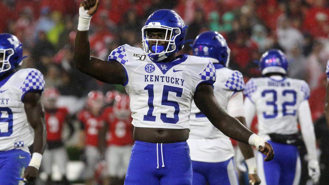 How Kentucky and Iowa match up in the Music City Bowl — with a game prediction