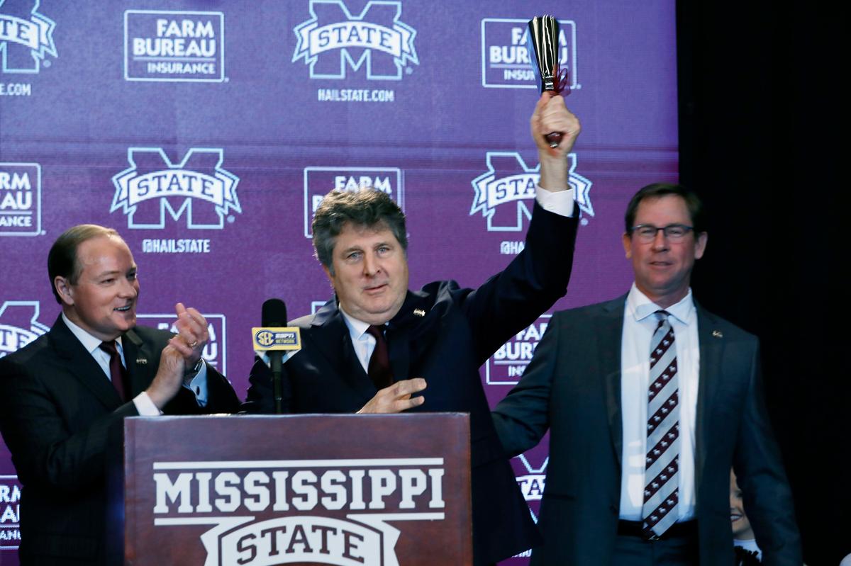 Former UK assistant Mike Leach is back in the SEC as the first-year head coach at Mississippi State.