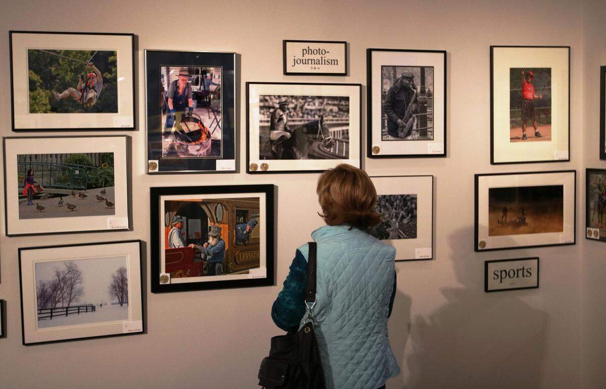 Gallery Hop, now known as LexArts HOP, drew visitors to the Downtown Arts Center in January 2016. The evening every other month on the third Friday of the month regularly draws thousands of visitors on a self-guided tour of the visual arts throughout downtown Lexington, including dozens of galleries and non-traditional venues. This year is its 25th year.