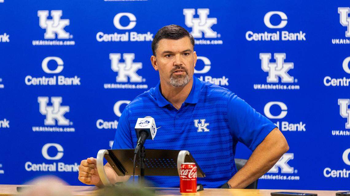 Brad White’s focus for Kentucky football’s 2024 defense is all about the ‘money down’