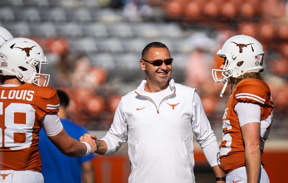 Texas coach Steve Sarkisian led the Longhorns to a 31-14 victory over Kentucky last season in Austin.