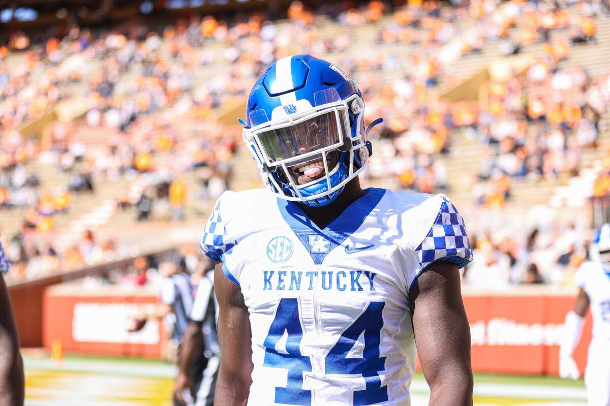 Kentucky linebacker Jamin Davis has been a rising NFL Draft prospect in the off-season.