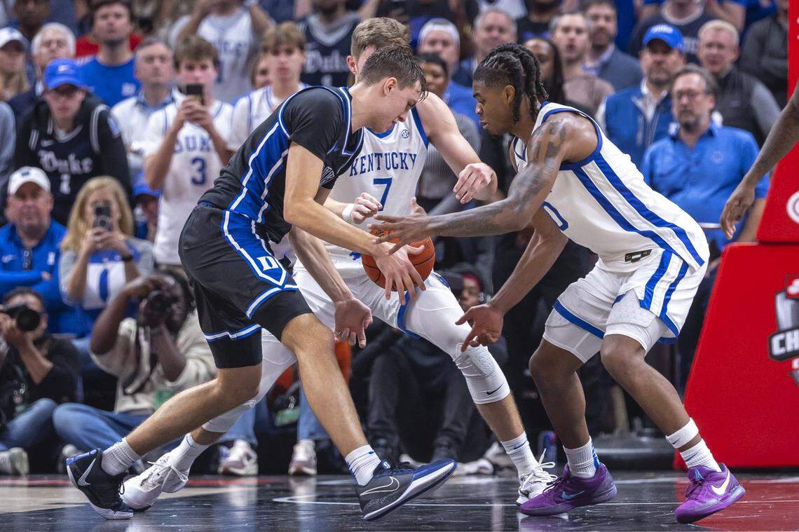 Kentucky guard Otega Oweh stole the ball from Duke freshman star Cooper Flagg in the final seconds of what became a 77-72 UK upset of the Blue Devils in last season’s State Farm Champions Classic in Atlanta.