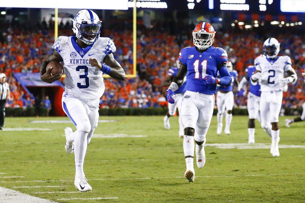 Kentucky quarterback Terry Wilson (3) ran for a 24-yard touchdown in the third quarter that put the Wildcats ahead to stay in what became a 27-16 upset of No. 25 Florida last season.