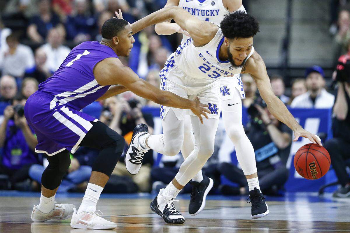 With Kentucky star PJ Washington sidelined by a foot injury, freshman EJ Montgomery (23) started UK’s first two NCAA Tournament games and averaged 4.0 ppg and 6.5 rpg.