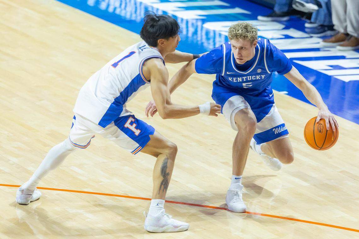 Kentucky sophomore guard Collin Chandler (5) had 18 points, three rebounds, two assists and three steals in the No. 25 Wildcats 92-83 loss at No 14 Florida last Saturday.