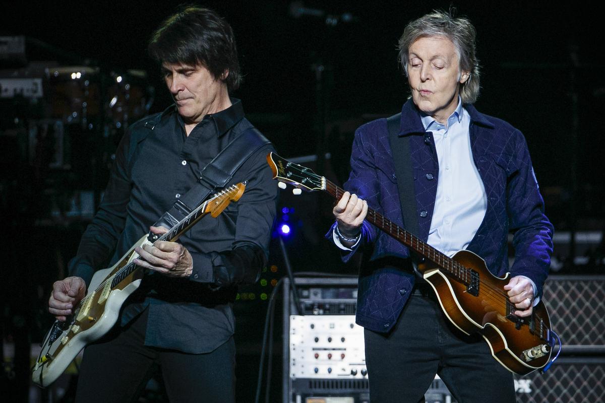 Paul McCartney performed with guitarist Rusty Anderson at Rupp Arena in one of the opening Beatles tunes.