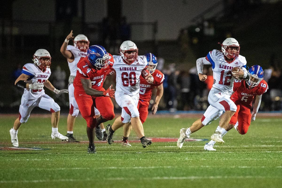 Lincoln County running back Lee Amon broke free for one of his three touchdowns in the Patriots’ 26-14 win over Madison Central.