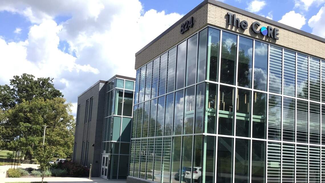 Former head of UK equine testing lab drops defamation lawsuits